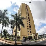 Flat Araucaria Plaza